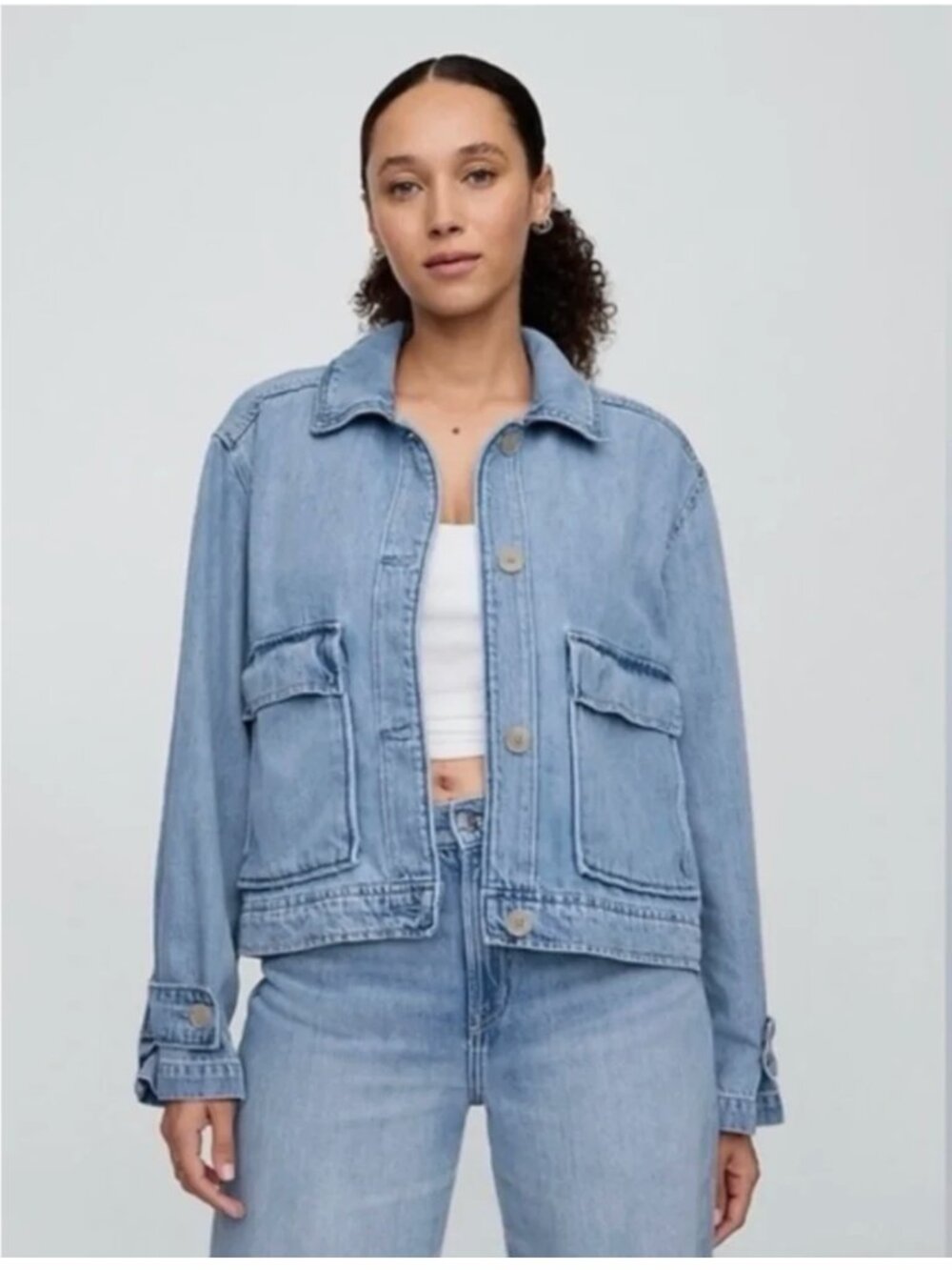 Gap Super Soft Blue Light Wash Denim Utility Jacket Size Large 744893 - Picture 2 of 10